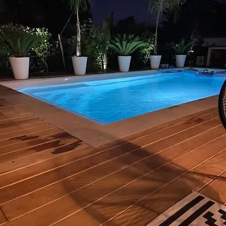 Moderne Dans Un Domaine Prive Unique Villa Villeneuve-Loubet